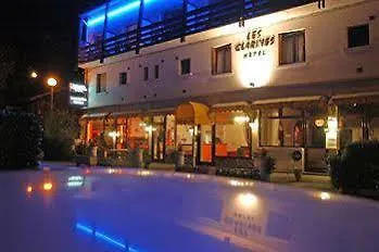 Hotel Les Clarines 2*