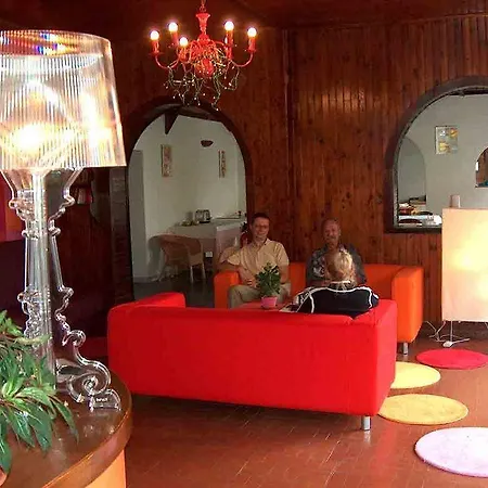 Les Clarines Hotel 2*